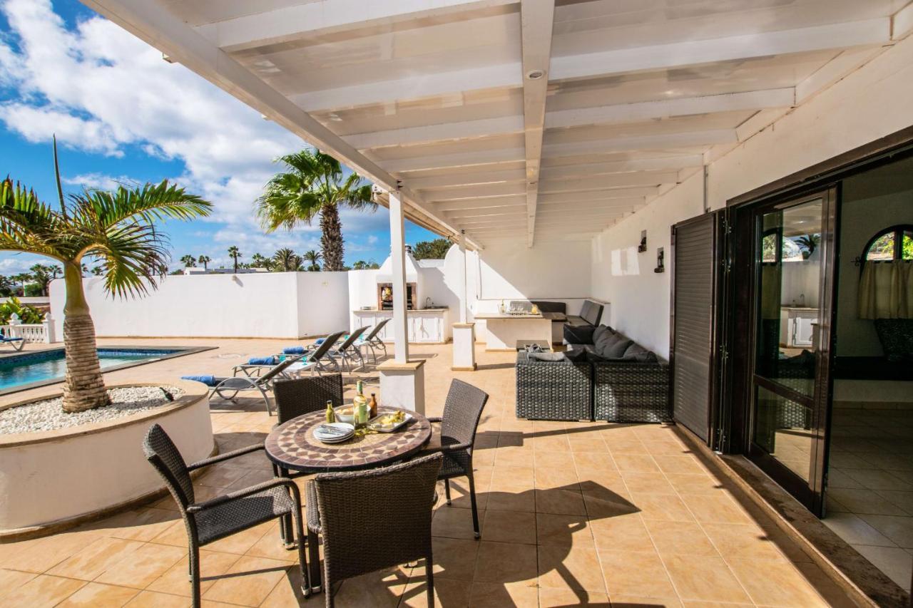 Villa Michelle - Lh114 By Villas Now Ltd Playa Blanca  Exteriör bild