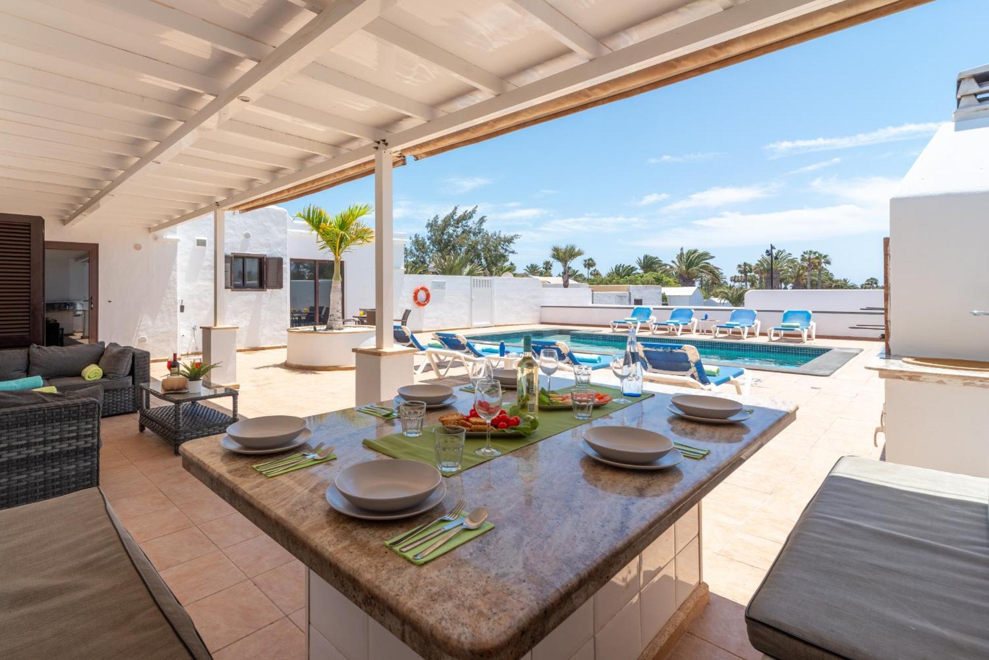 Villa Michelle - Lh114 By Villas Now Ltd Playa Blanca  Exteriör bild