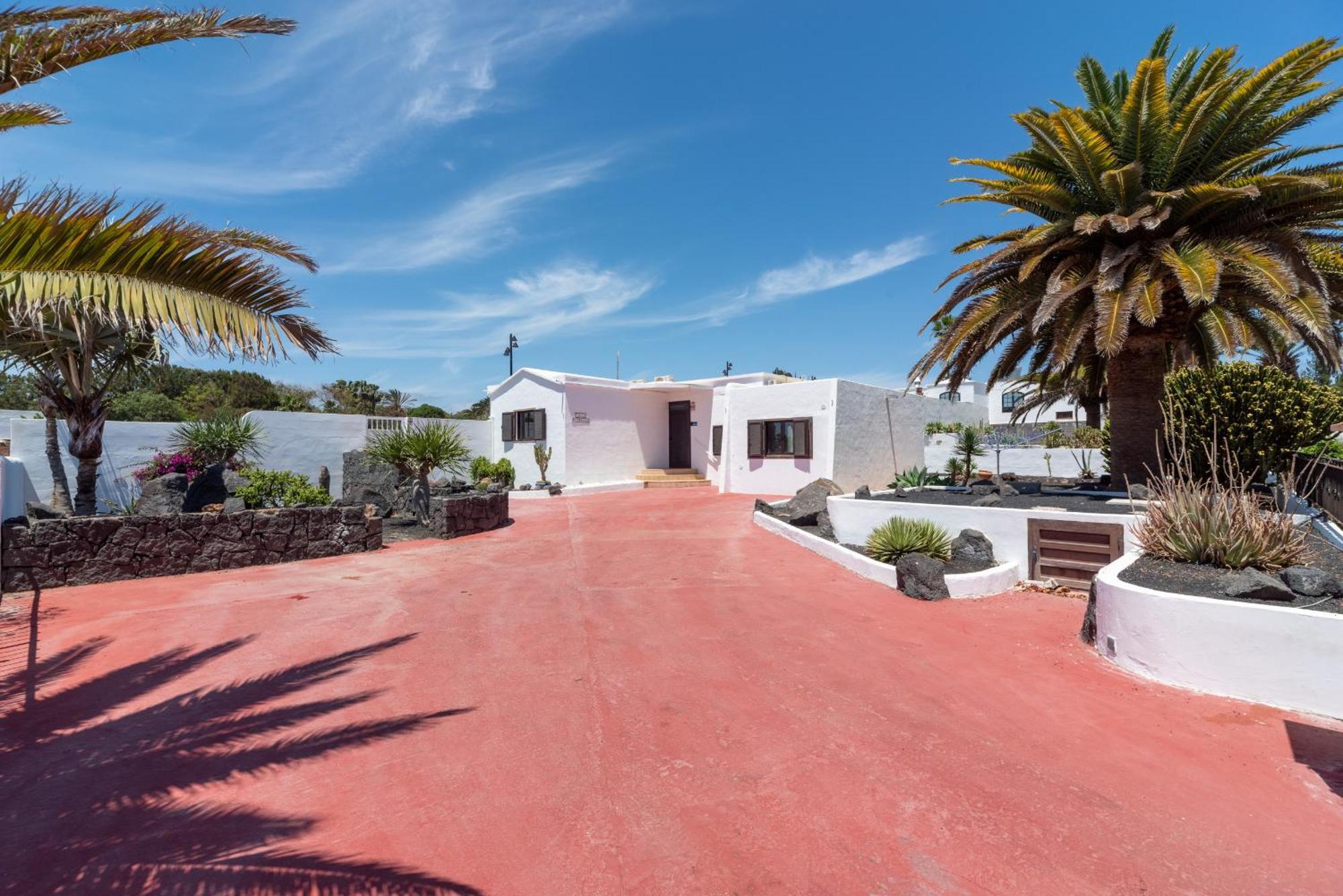 Villa Michelle - Lh114 By Villas Now Ltd Playa Blanca  Exteriör bild
