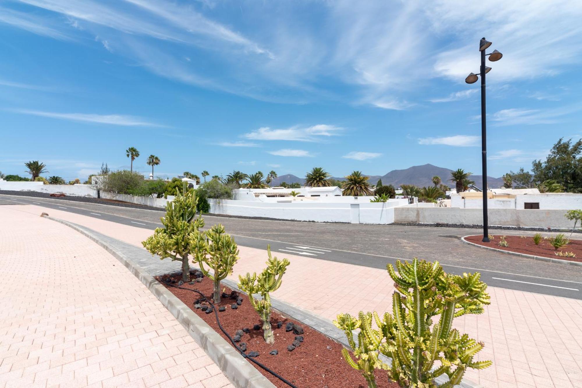 Villa Michelle - Lh114 By Villas Now Ltd Playa Blanca  Exteriör bild