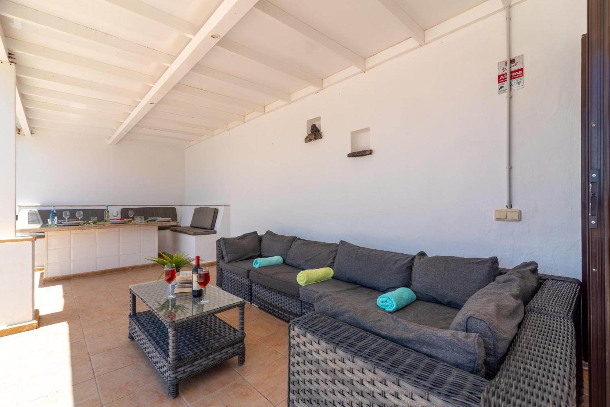 Villa Michelle - Lh114 By Villas Now Ltd Playa Blanca  Exteriör bild