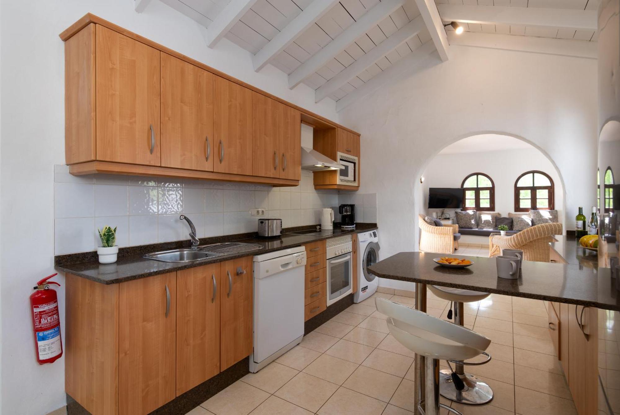 Villa Michelle - Lh114 By Villas Now Ltd Playa Blanca  Exteriör bild