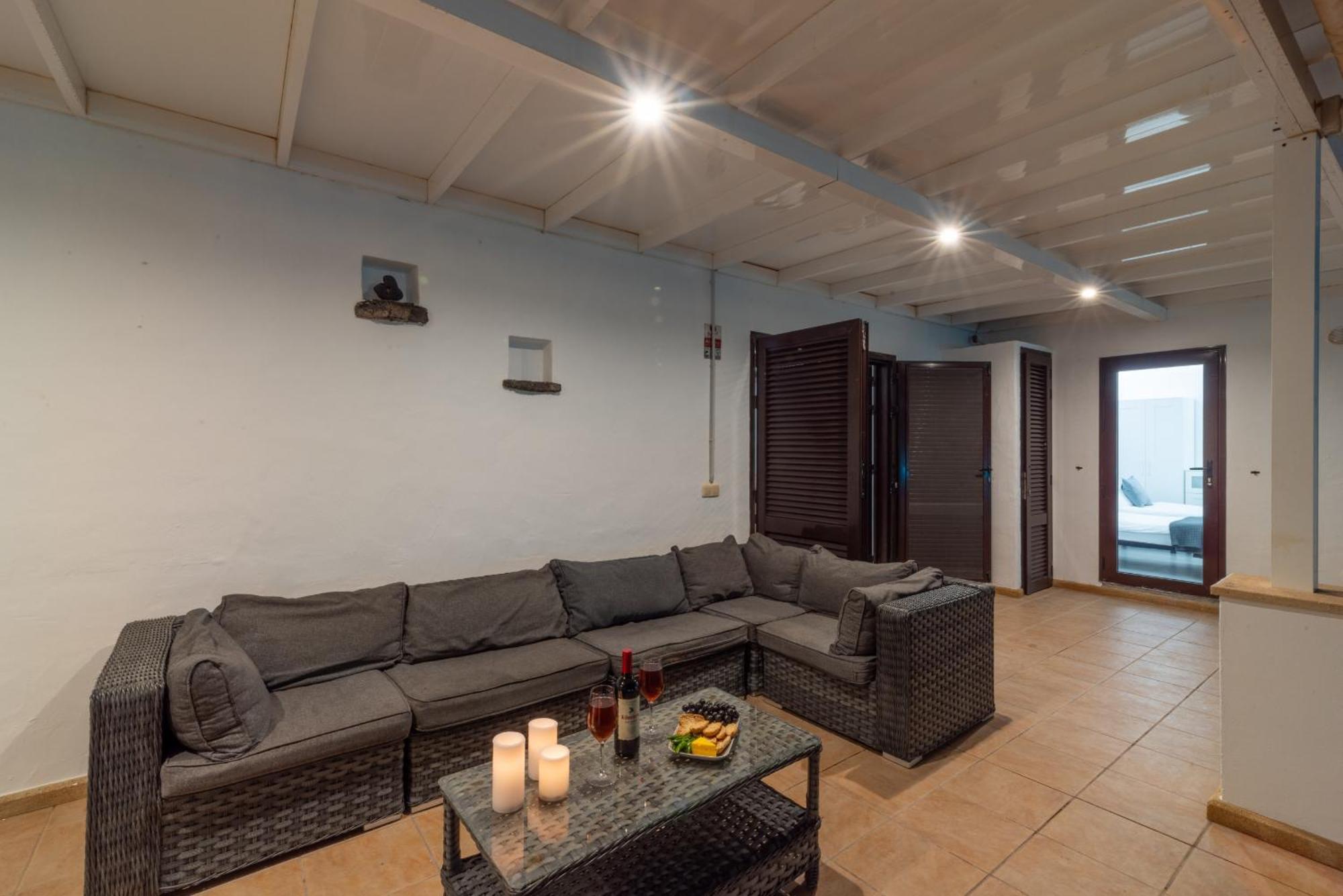 Villa Michelle - Lh114 By Villas Now Ltd Playa Blanca  Exteriör bild