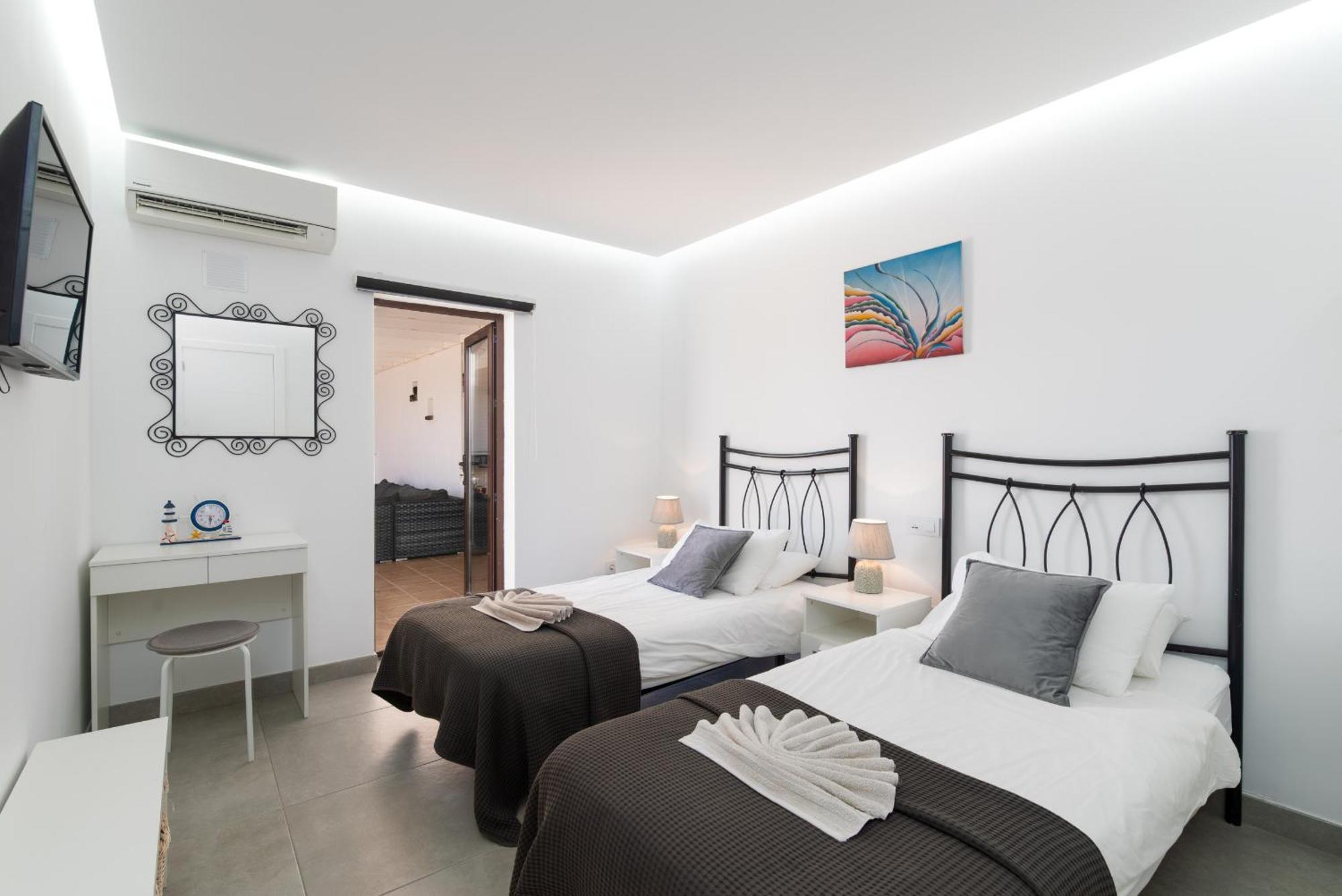 Villa Michelle - Lh114 By Villas Now Ltd Playa Blanca  Exteriör bild