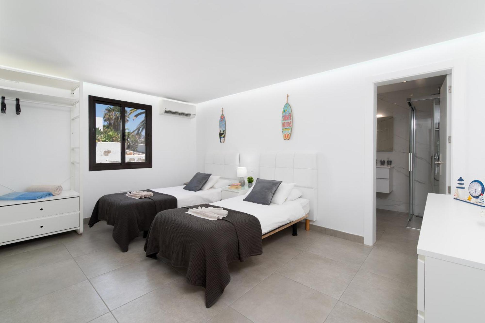 Villa Michelle - Lh114 By Villas Now Ltd Playa Blanca  Exteriör bild
