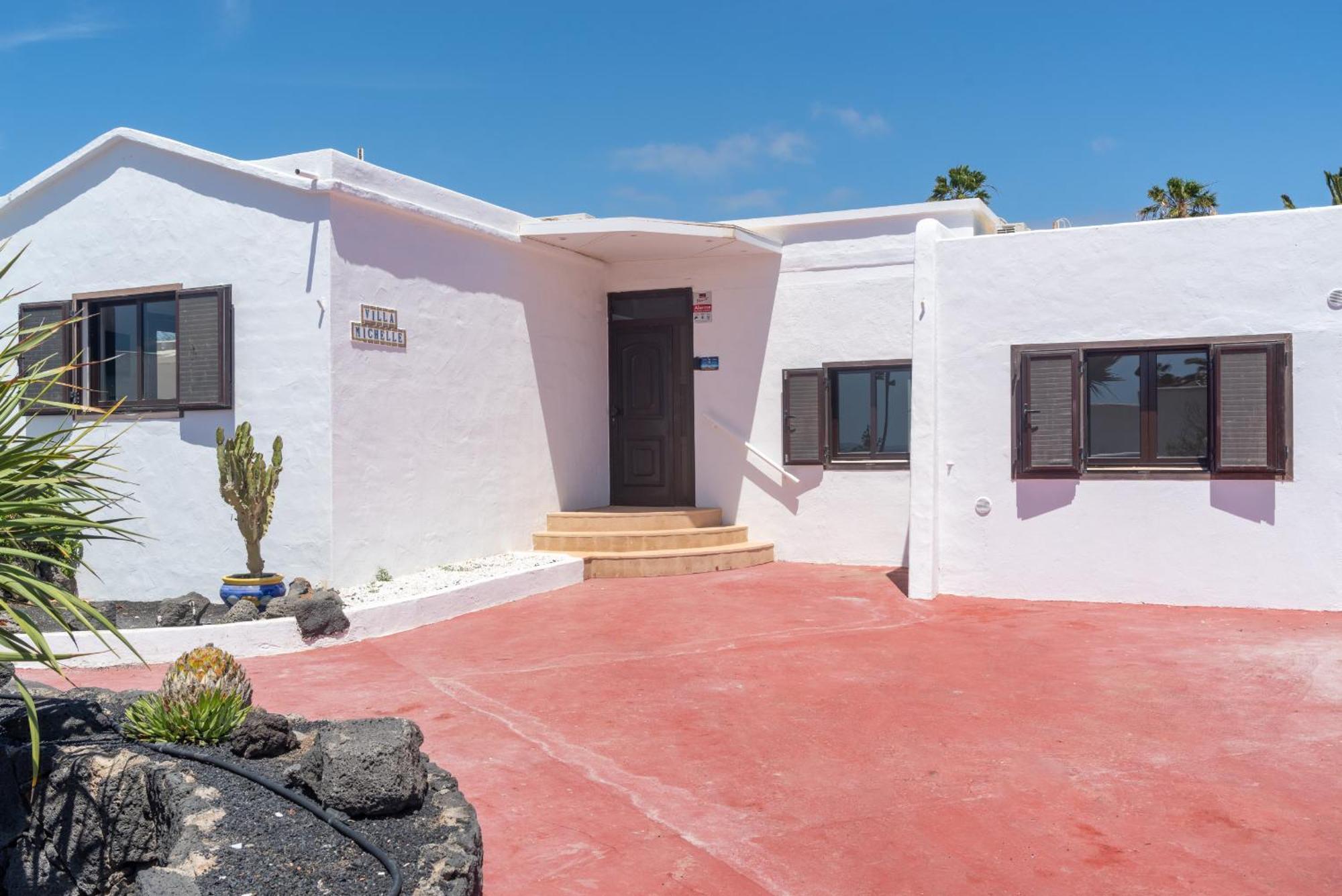 Villa Michelle - Lh114 By Villas Now Ltd Playa Blanca  Exteriör bild